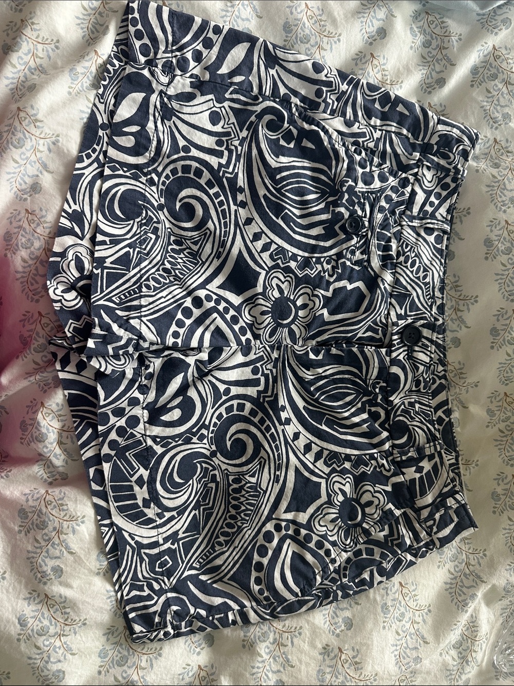 Banana Republic Navy and White Printed Casual Shorts